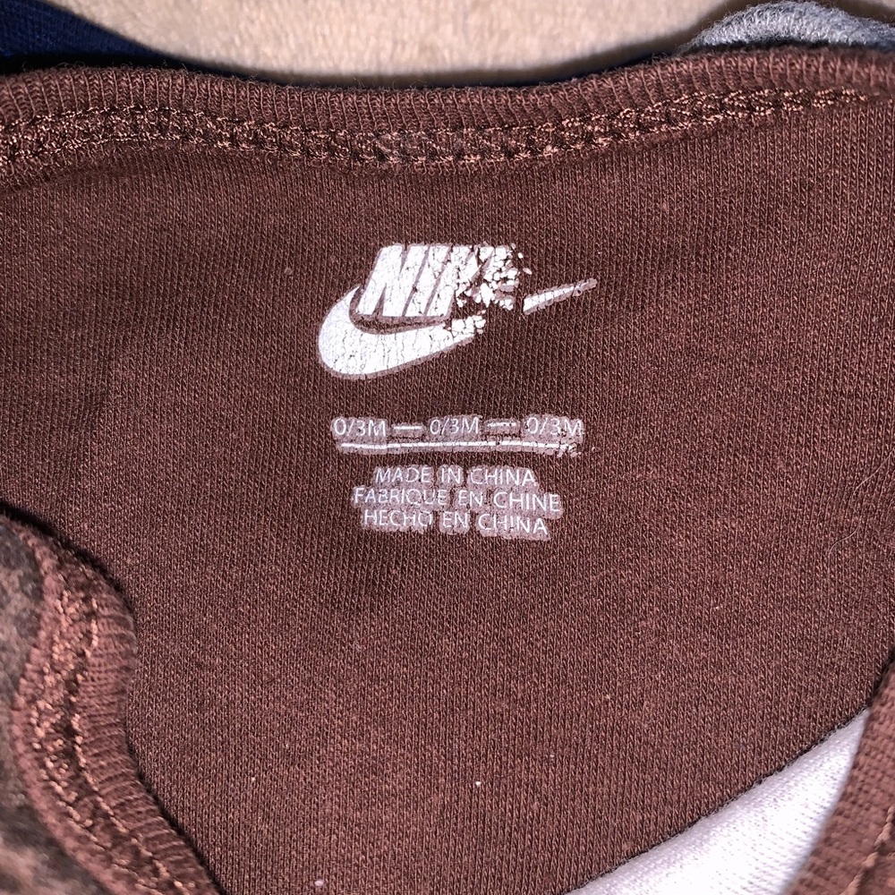 Nike Baby Boy Onesie Bundle - Picture 7 of 7